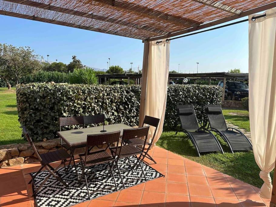 Casa Smeralda: Con Giardino E Vicino Al Mare Punta Molara Exterior foto