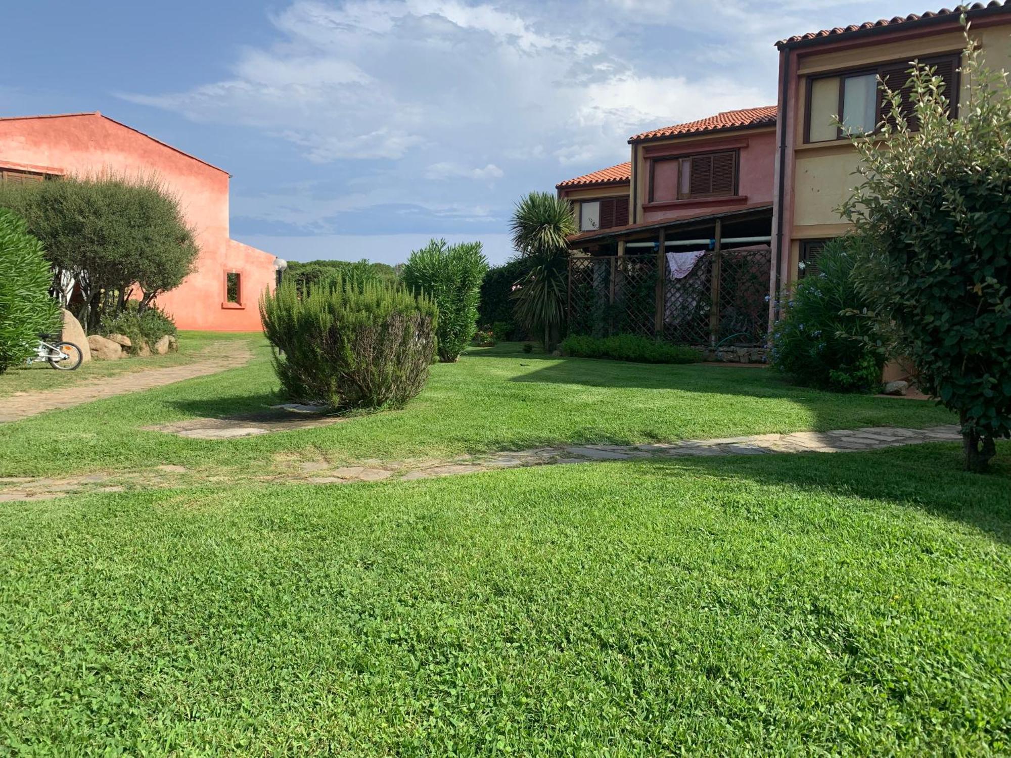 Casa Smeralda: Con Giardino E Vicino Al Mare Punta Molara Exterior foto