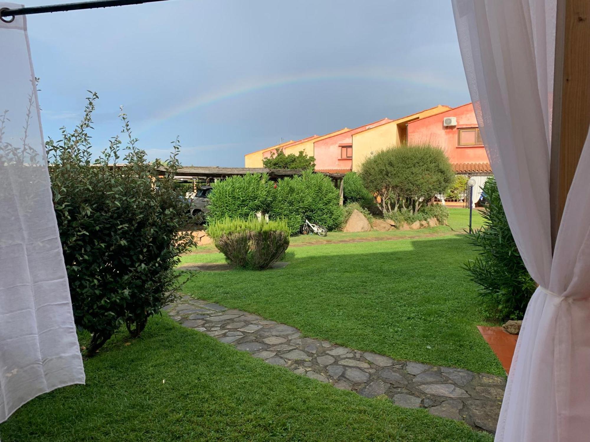 Casa Smeralda: Con Giardino E Vicino Al Mare Punta Molara Exterior foto